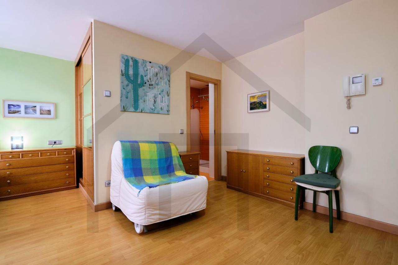 Loft En Oviedo - Ideal Para 3 Personas Kültér fotó
