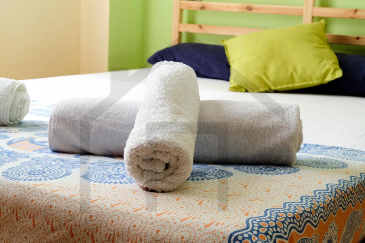 Loft En Oviedo - Ideal Para 3 Personas Kültér fotó